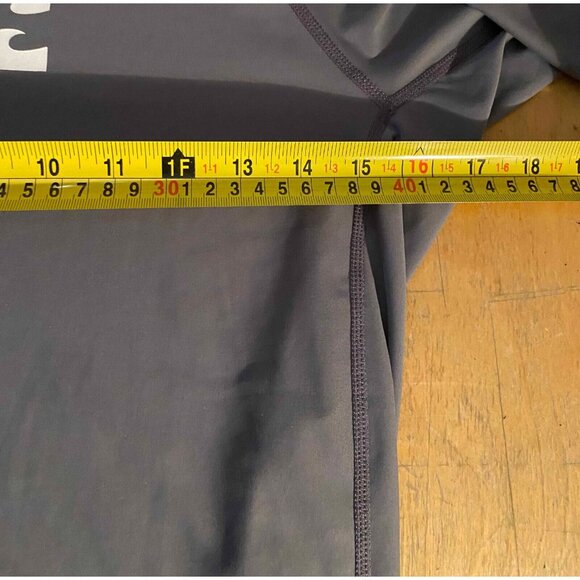 Billabong Men M Gray UPF 50 Surf Sun Shirt Protection Performance Fit Beach - Picture 5 of 6